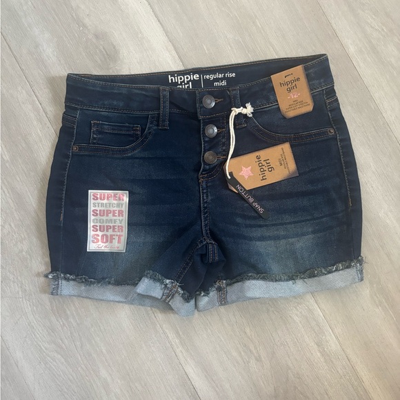 NWT - Hippie Girl Jean Shorts - Size 12 - Picture 1 of 2
